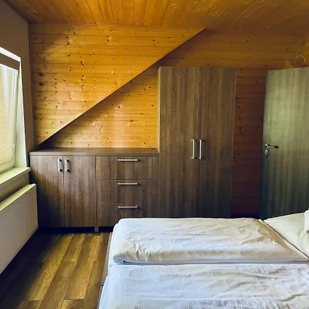 701 Apartman Tále