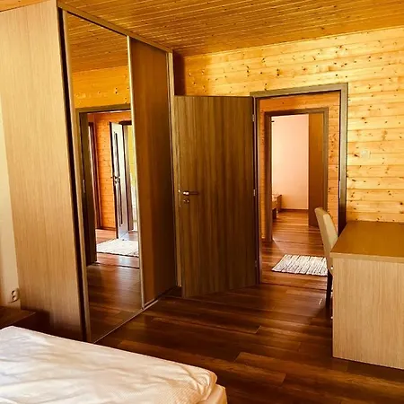 Apartman 701